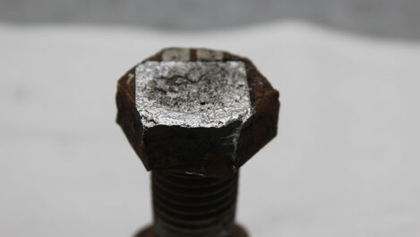 Tornillo-limpieza-laser